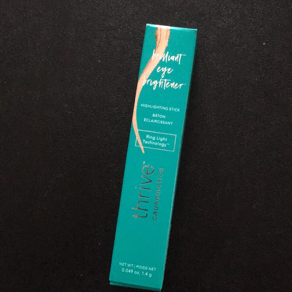 Thrive Causemetics Highlighter